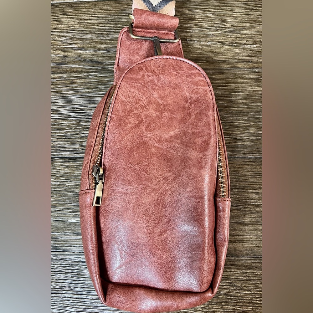 New Beautiful Brown Vegan Leather Crossbody Bag Gem